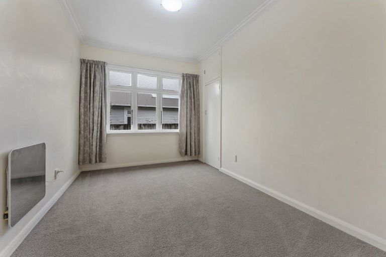 Photo of property in 32 Karina Terrace, Roslyn, Palmerston North, 4414
