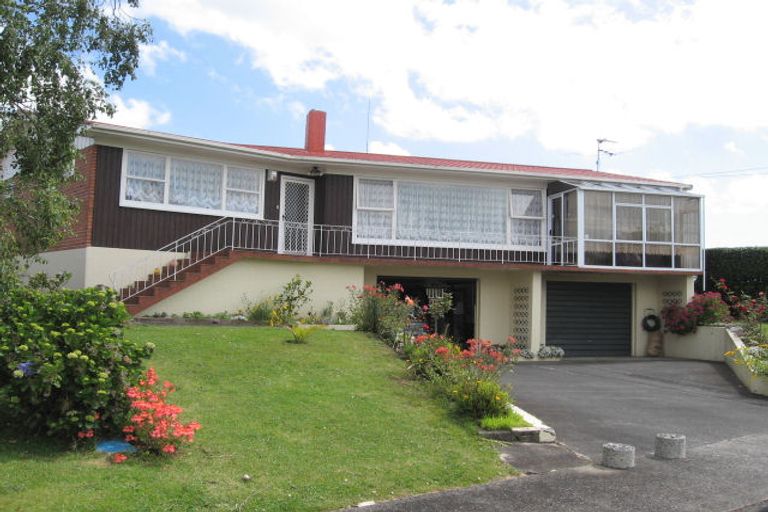 Photo of property in 42 Alexander Avenue, Papatoetoe, Auckland, 2025