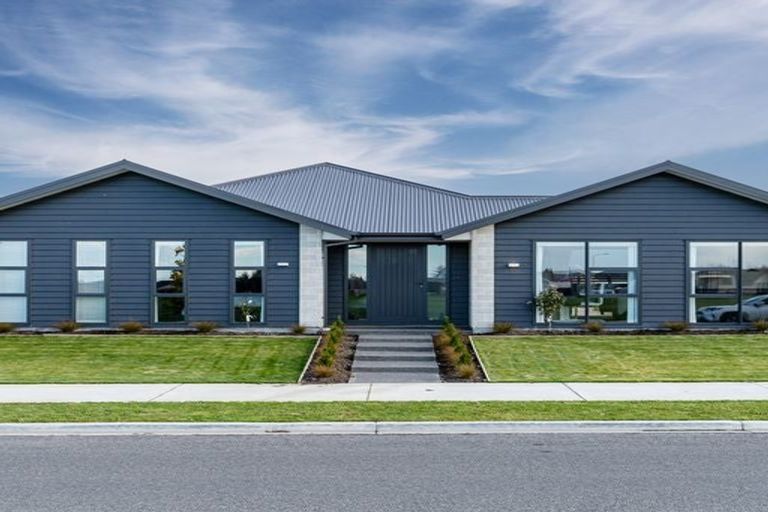 Photo of property in 21 Goldie Drive, Rangiora, 7400