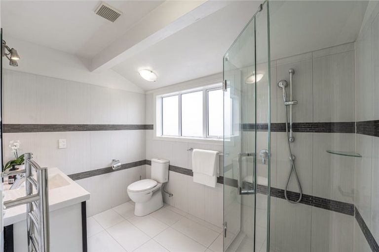 Photo of property in 95 Taumata Road, Sandringham, Auckland, 1025