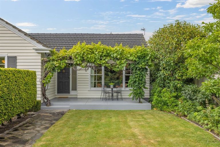 Photo of property in 10 Joyce Crescent, Ilam, Christchurch, 8041