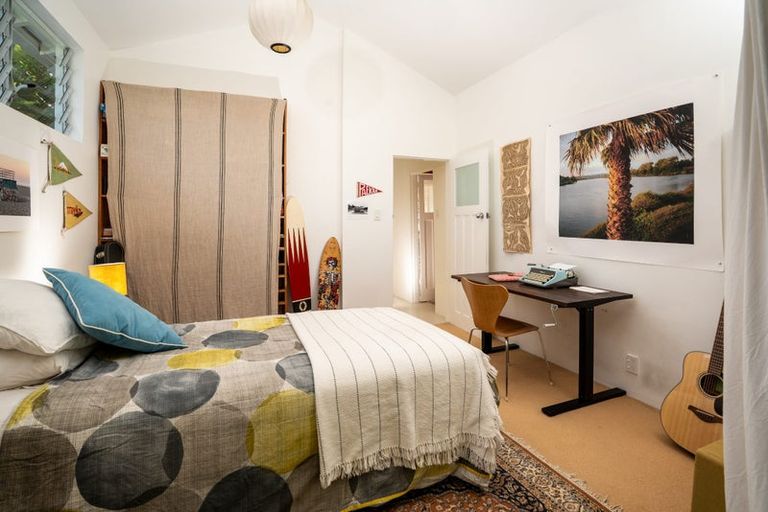 Photo of property in 121 Wellington Road, Paekakariki, 5034