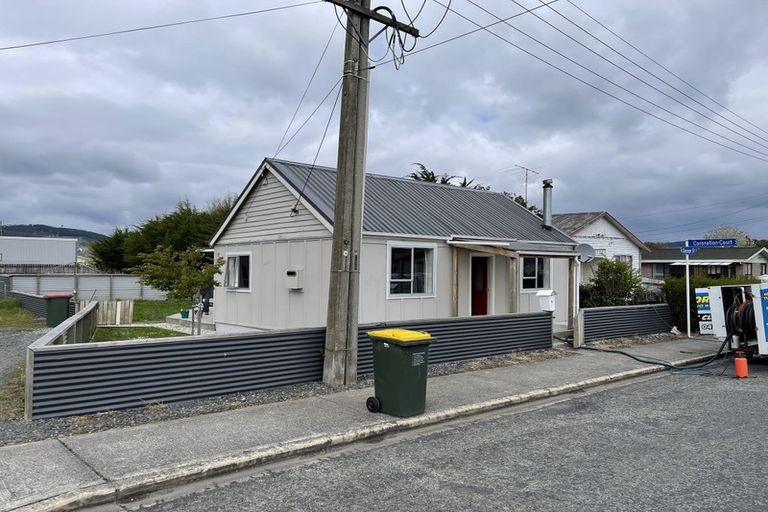 Photo of property in 11 George Street, Milton, 9220