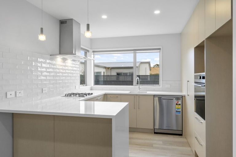 Photo of property in 1 Kakapo Lane, Redwood, Christchurch, 8051