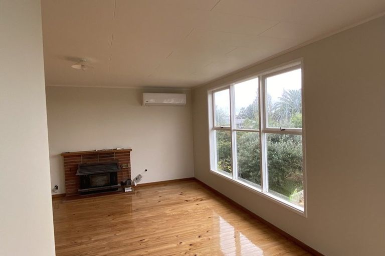 Photo of property in 23 Ennis Avenue, Pakuranga Heights, Auckland, 2010