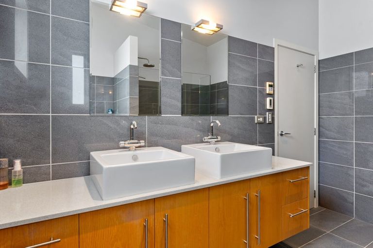 Photo of property in 41 Prospect Terrace, Milford, Auckland, 0620