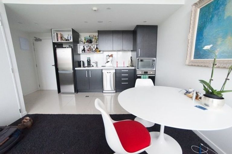 Photo of property in Nouvo Apartments, 5c/21 Rugby Street, Mount Cook, Wellington, 6021