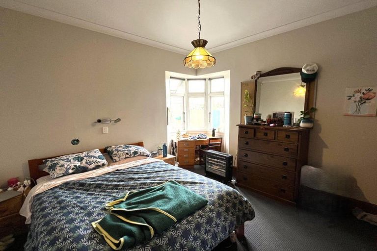 Photo of property in 6 Marne Street, Hokowhitu, Palmerston North, 4410