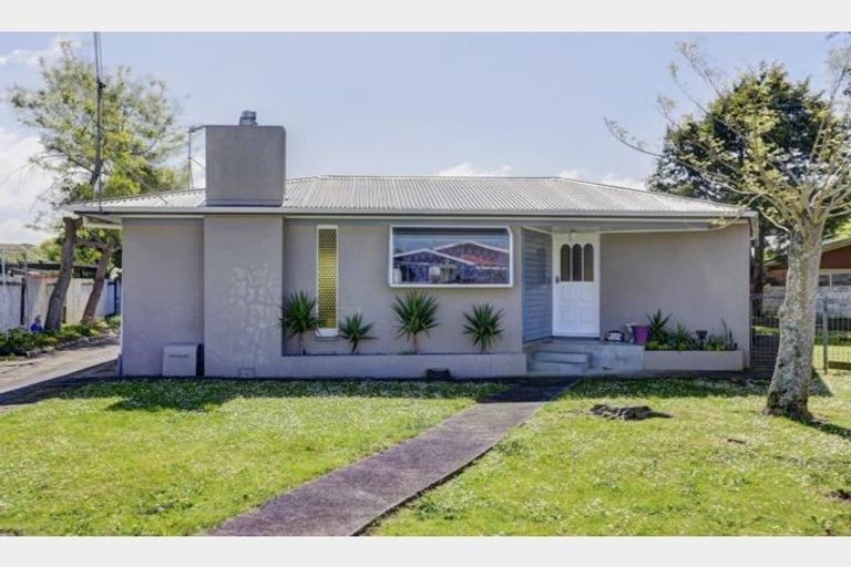 Photo of property in 56 Bremworth Avenue, Dinsdale, Hamilton, 3204