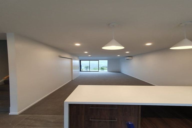 Photo of property in 6 Bee Lane, Whitby, Porirua, 5024