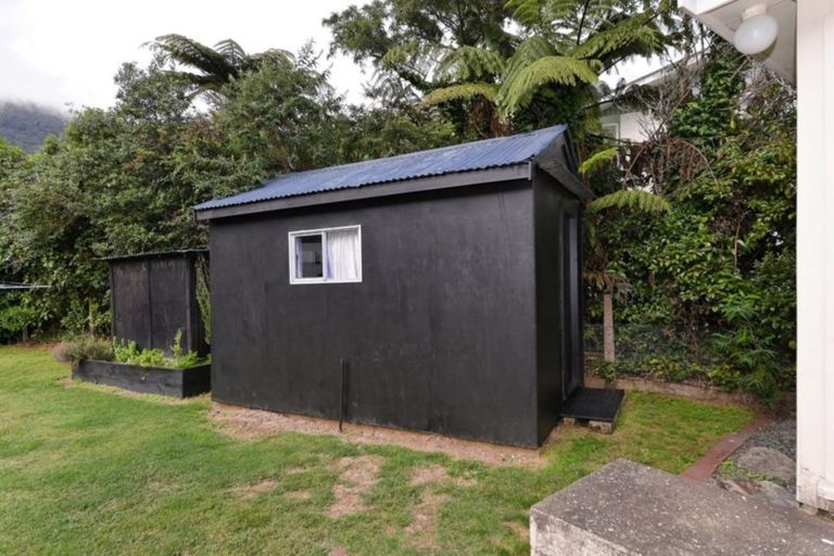 Photo of property in 12 Orchard Lane, Okiwi Bay, French Pass, 7193