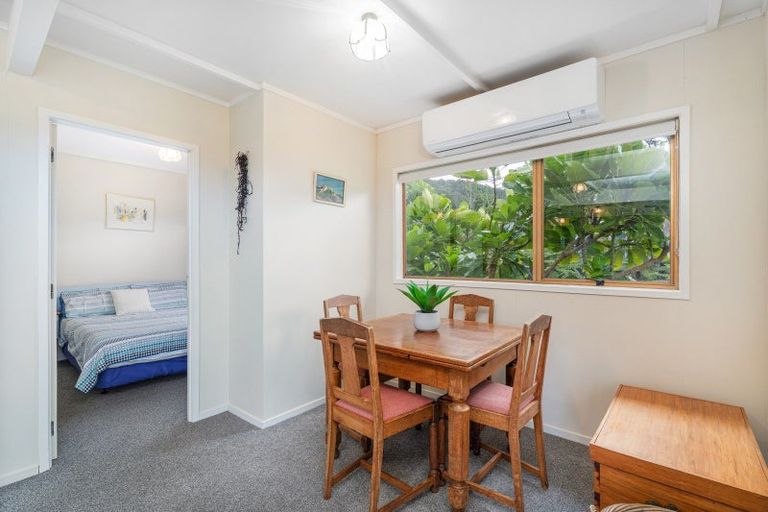 Photo of property in 3 Patricia Place, Hahei, Whitianga, 3591