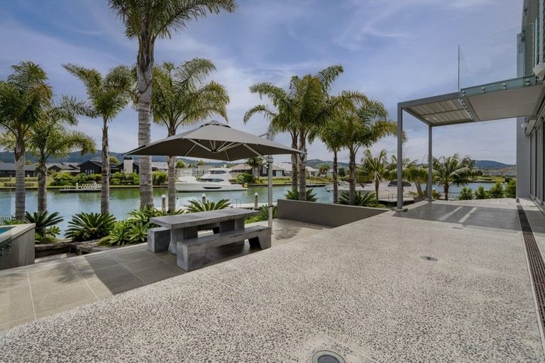 Photo of property in 25 Arawa Lane, Whitianga, 3510