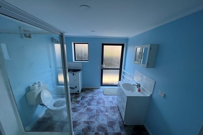 Photo of property in 21 Gurkha Crescent, Khandallah, Wellington, 6035