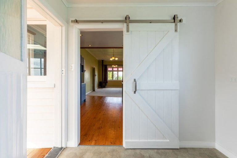 Photo of property in 41 Ross Street, Woodville, 4920