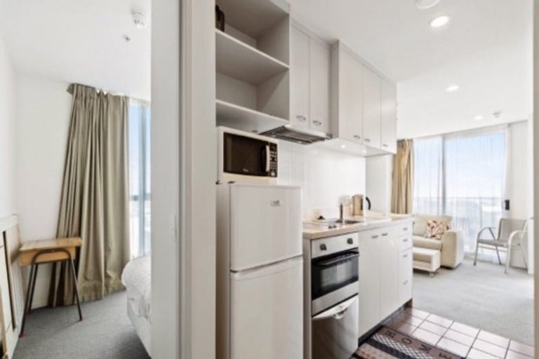 Photo of property in Proximity Apartments, 909/17 Osterley Way, Manukau, Auckland, 2104
