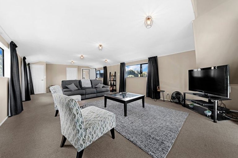 Photo of property in 4 Mile Bush Road, Pukekawa, Tuakau, 2696