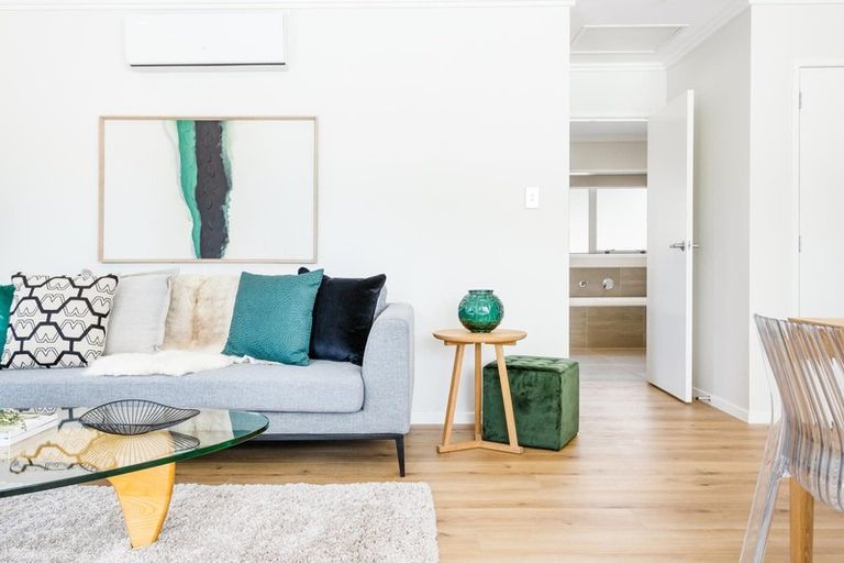 Photo of property in 16a Pine Avenue, Henderson, Auckland, 0612