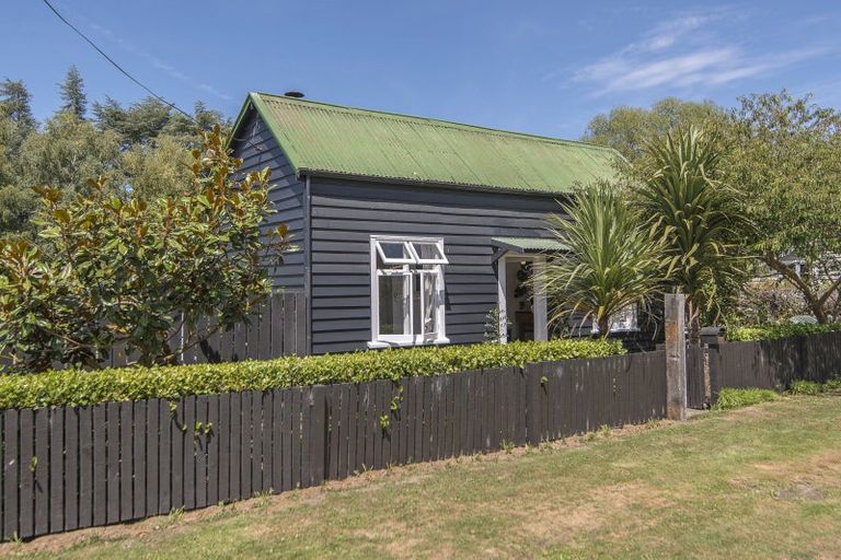 Photo of property in 6 Railway Terrace, Glentunnel, Coalgate, 7673