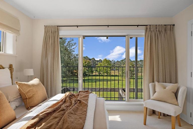 Photo of property in 5 Dysart Lane, Kumeu, 0891