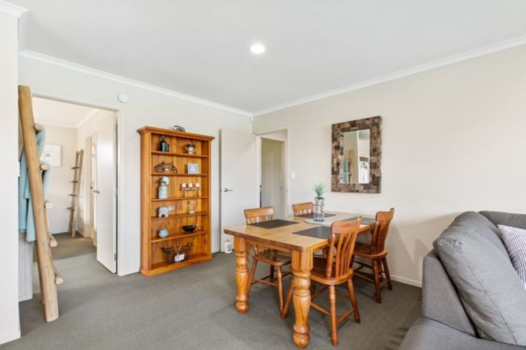 Photo of property in 1 Malta Crescent, Katikati, 3129