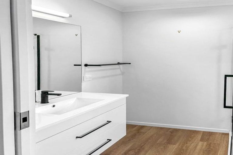 Photo of property in 7 Walton Street, Bulls, 4818