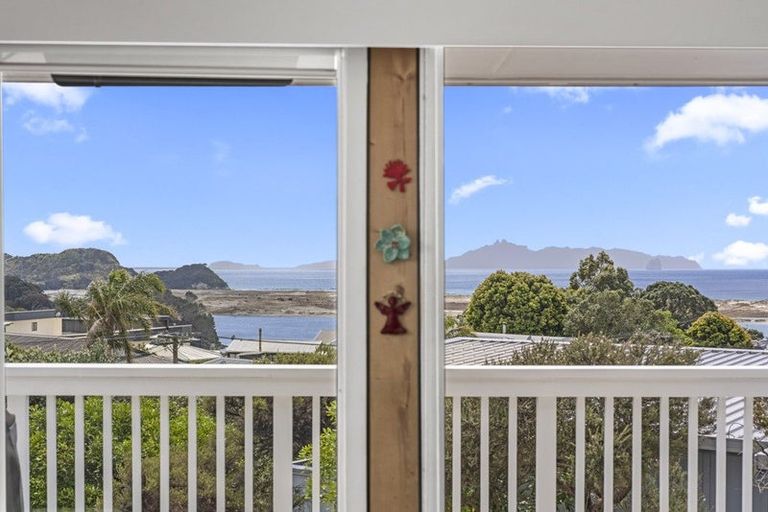 Photo of property in 8 Heather Street, Mangawhai Heads, Mangawhai, 0505
