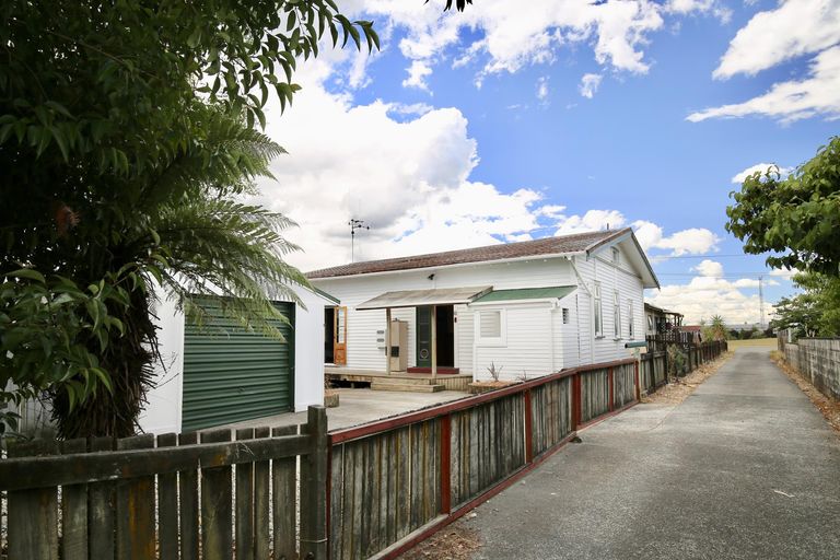 Photo of property in 129b Avalon Drive, Nawton, Hamilton, 3200