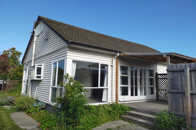 Photo of property in 1 Seton Street, Riccarton, Christchurch, 8011