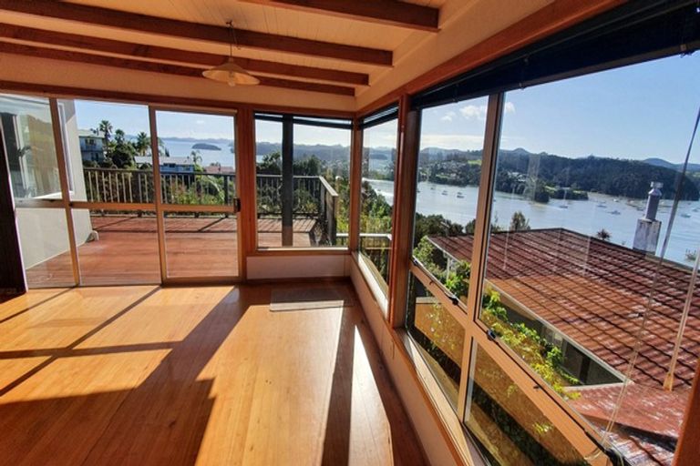Photo of property in 6 Sir George Back Street, Opua, 0200
