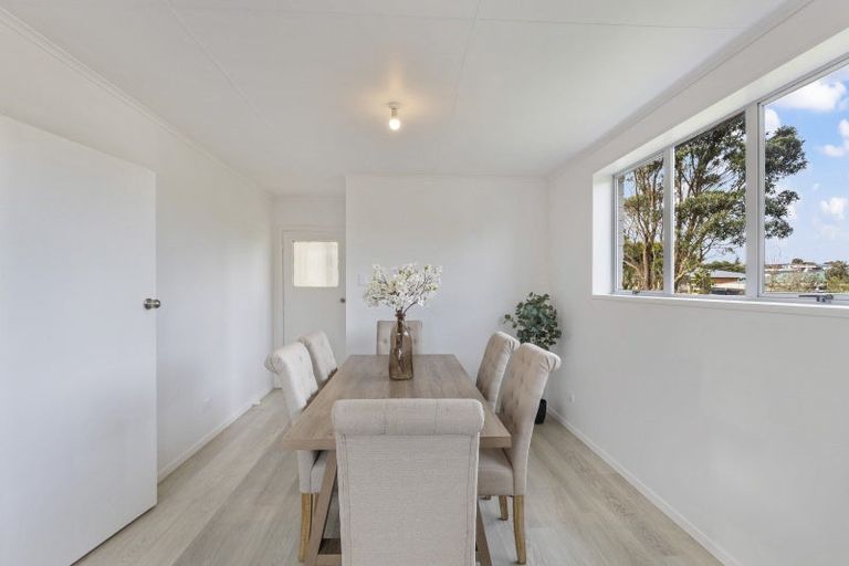 Photo of property in 19 Rangitake Drive, Spotswood, New Plymouth, 4310