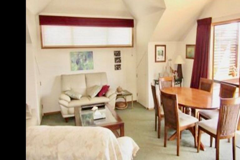 Photo of property in 2/13 Saltburn Road, Milford, Auckland, 0620