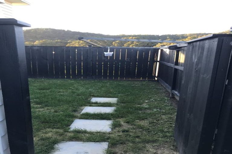 Photo of property in 41 Vogwill Road, Kumeu, 0810