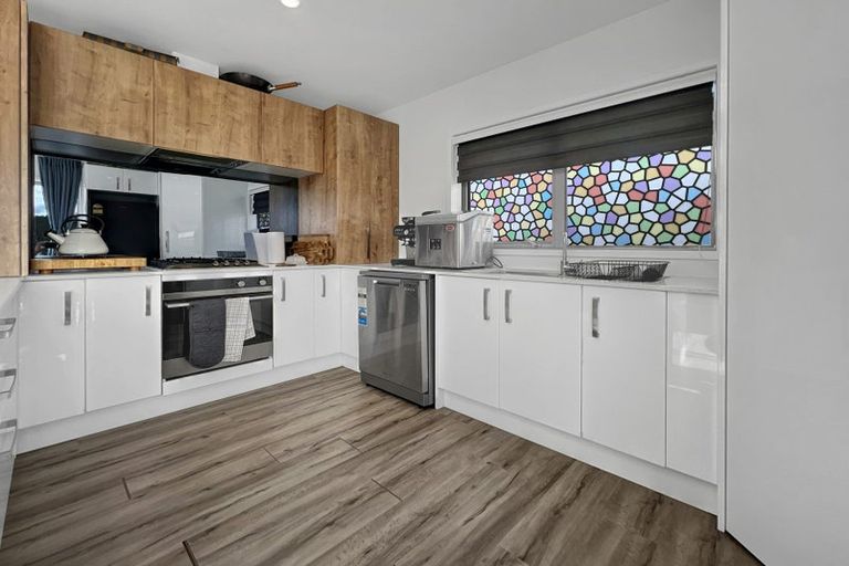 Photo of property in 3 Ringi Lane, Orewa, 0931