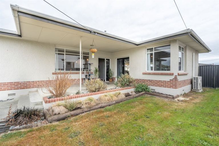 Photo of property in 19 Milton Street, Gore, 9710