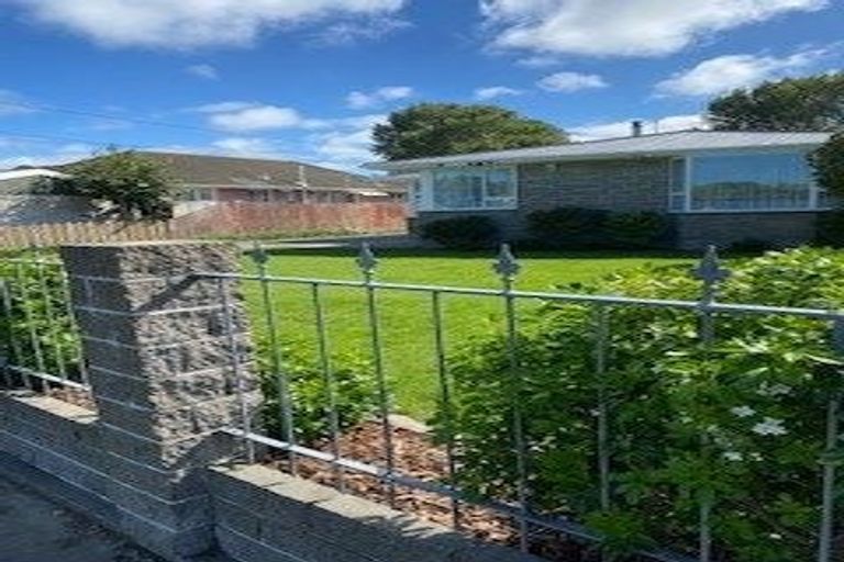 Photo of property in 26 Woodbury Street, Avonhead, Christchurch, 8042