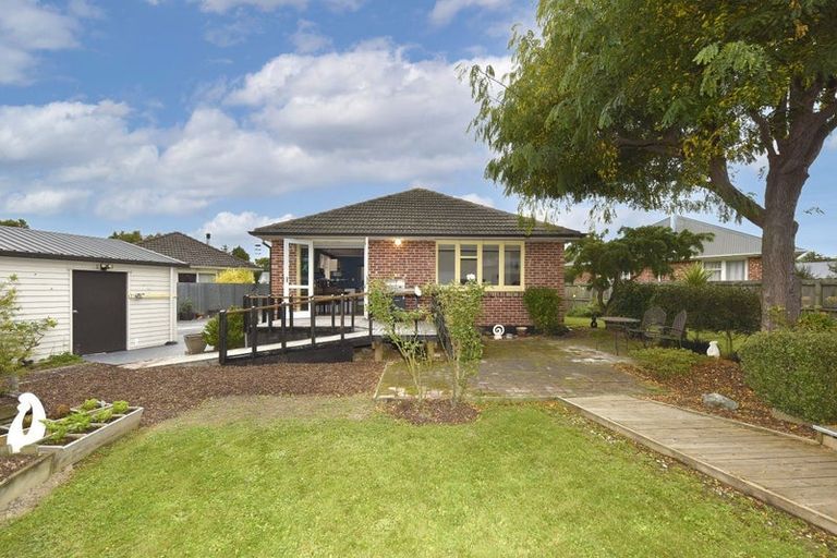 Photo of property in 5 Abbey Place, Mairehau, Christchurch, 8013