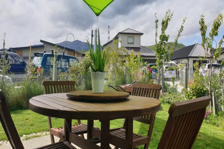 Photo of property in 7 Weldon Lane, Lower Shotover, Queenstown, 9304