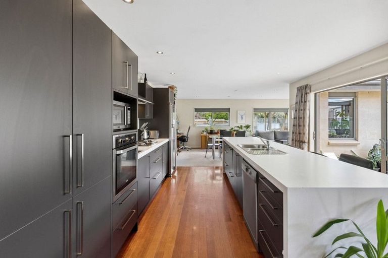 Photo of property in 30 Ash Avenue, Albert Town, Wanaka, 9305