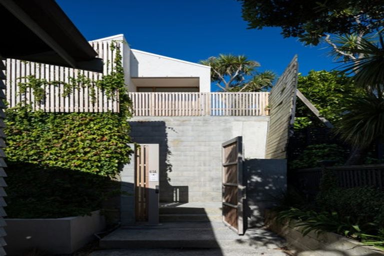 Photo of property in 41a The Crescent, Roseneath, Wellington, 6011