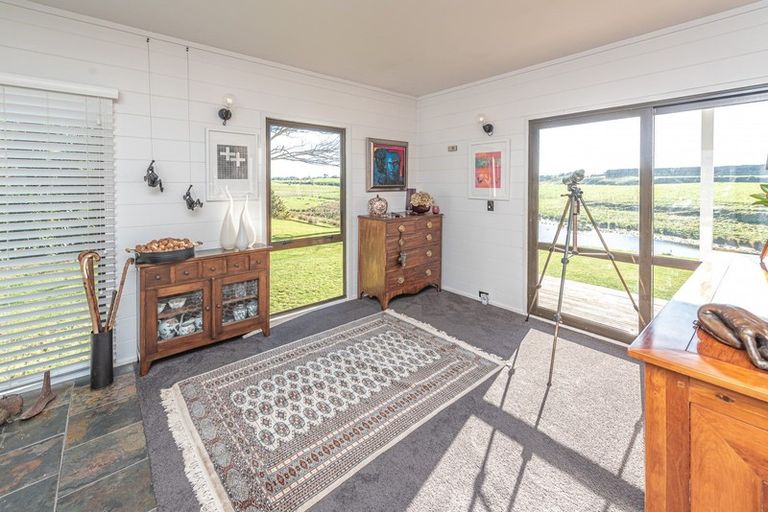 Photo of property in 16 Dickens Lane, Otamatea, Whanganui, 4571
