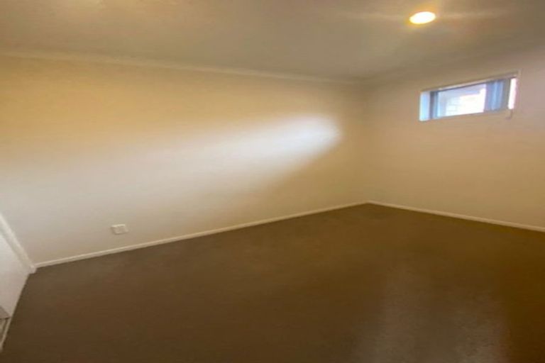 Photo of property in 18 Whekau Drive, Takanini, 2112