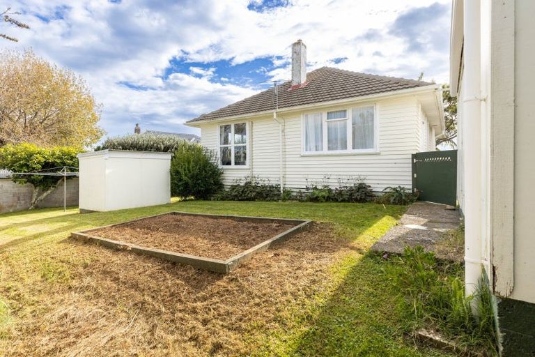Photo of property in 9 Blackmore Street, Lynmouth, New Plymouth, 4310