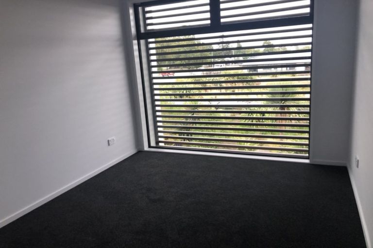 Photo of property in 5 Bellbird Lane, Marshland, Christchurch, 8083