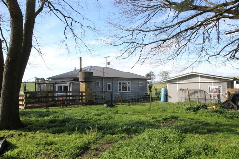 Photo of property in 141 Valley Road, Woodville, 4998