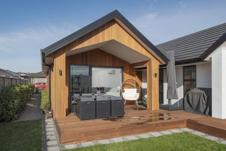 Photo of property in 18 Augusta Rise, Omokoroa, 3114