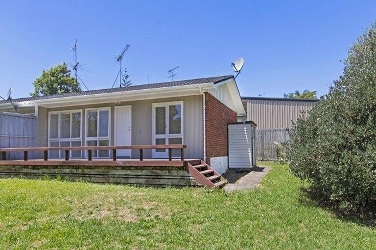 Photo of property in 2/42 Juliet Avenue, Howick, Auckland, 2014