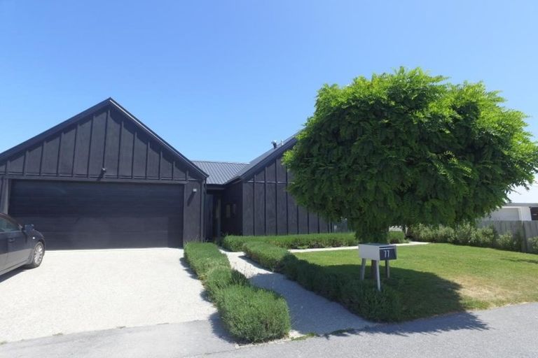 Photo of property in 77 Risinghurst Terrace, Lower Shotover, Queenstown, 9304