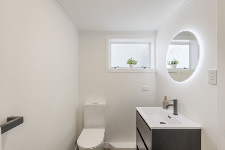 Photo of property in 84 Mill Road, Lower Vogeltown, New Plymouth, 4310