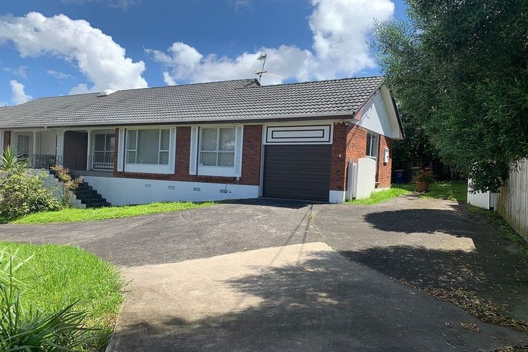 Photo of property in 1/190 Queen Street, Northcote Point, Auckland, 0627